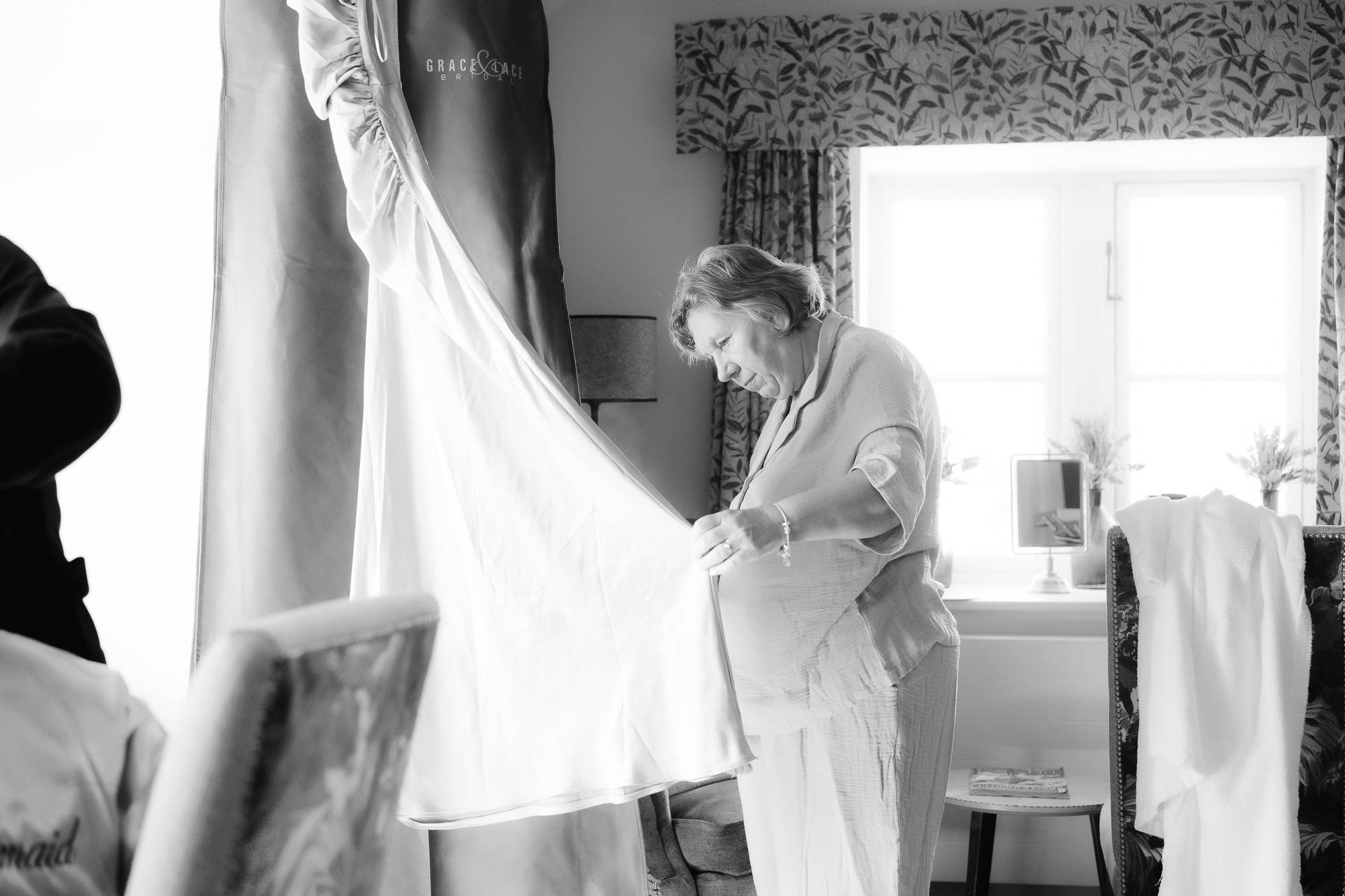 Couple kissing with a beautiful sunset at All Manor of Events Heffs Photography