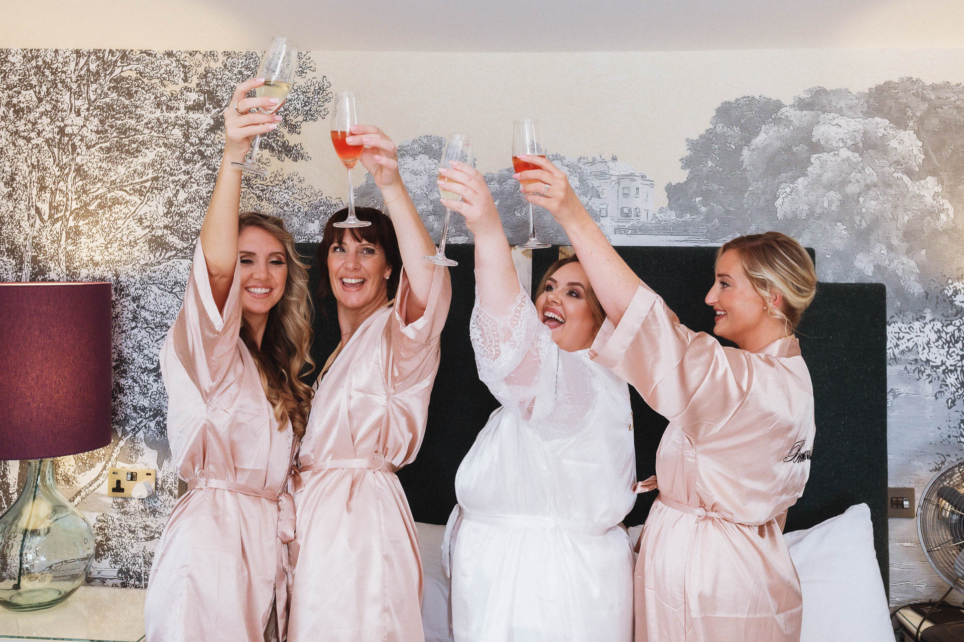 Couple kissing with a beautiful sunset at All Manor of Events Heffs Photography